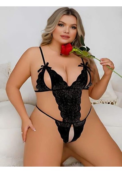 Büyük Beden Siyah Dantel Işlemeli Dekolteli Fantezi Babydoll
