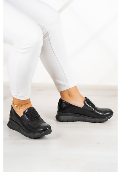 Morena Siyah Yılan Hakiki Dana Derisi Taşlı Günlük Ayakkabı