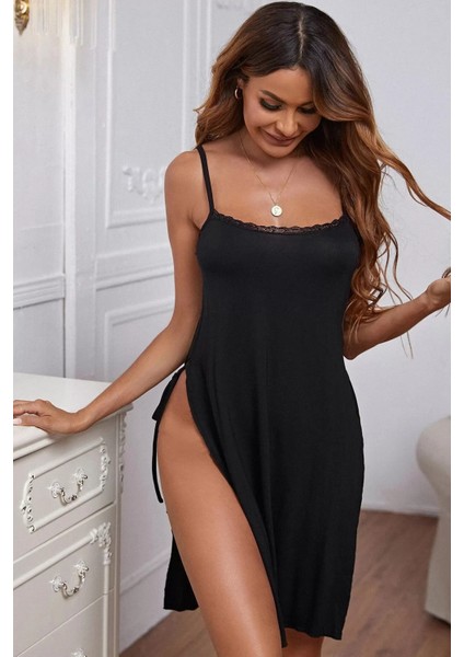 Kadın Siyah Cut Out Detaylı Yırtmaçlı Sexy Gecelik fırsatları