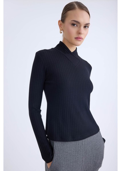 Fitilli Kumaş Önü Detaylı Uzun Kol Bluz fırsatları