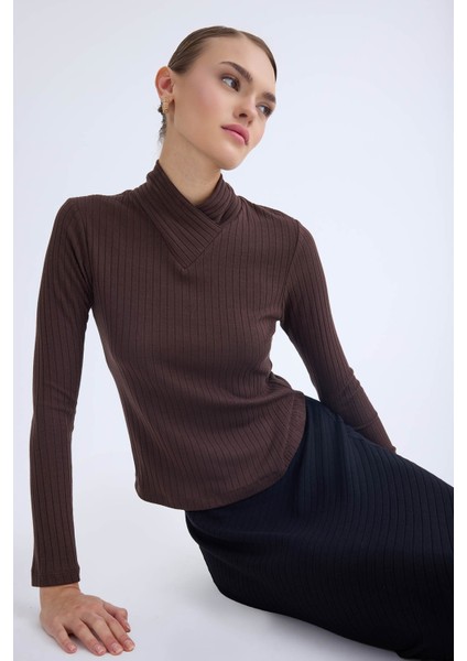 Fitilli Kumaş Önü Detaylı Uzun Kol Bluz fiyatları