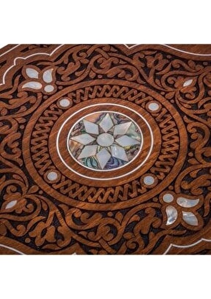 Sedef Kakma Nakışlı Tavla Masif Ahşap Çerçeve ile 15 Adet Pul ve Zar Seti modelleri