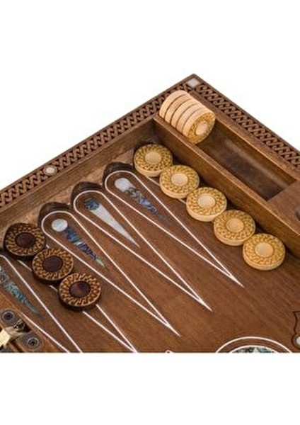 Sedef Kakma Nakışlı Tavla Masif Ahşap Çerçeve ile 15 Adet Pul ve Zar Seti