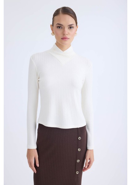 Fitilli Kumaş Önü Detaylı Uzun Kol Bluz