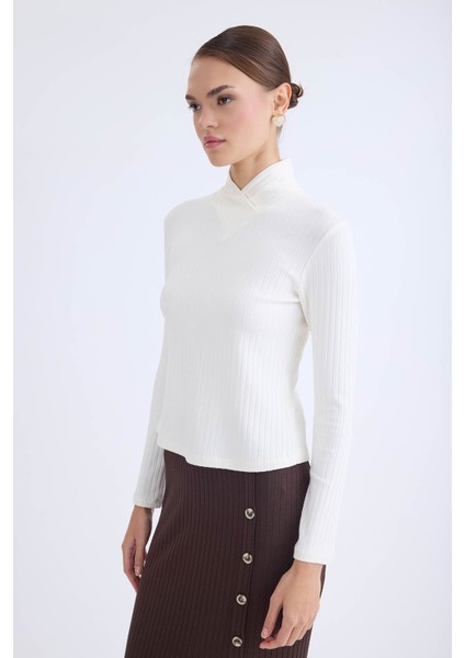 Fitilli Kumaş Önü Detaylı Uzun Kol Bluz fiyatları