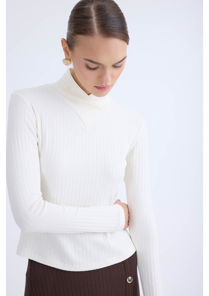 Fitilli Kumaş Önü Detaylı Uzun Kol Bluz fırsatları