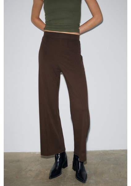 Freda Kadın Kalın Interlok Tok ve Esnek Kumaşlı Flare Paça Önü Nervürlü Beli Lastikli Koyu Kahverengi Pantolon fırsatları