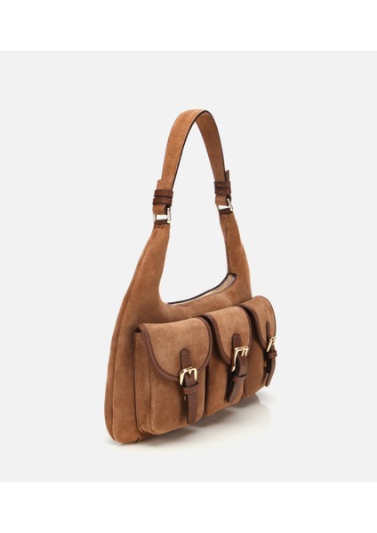03CAH316400A340 KADIN Süet Deri Taba Cepli Tokalı Omuz Çantası indirimleri