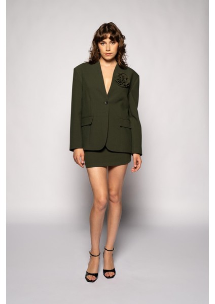 Kadın Açık Haki Gül Detaylı Yakasız Blazer