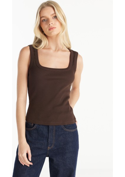 Kare Yaka Düz Koyu Kahve Kadın Atlet TBWRTS1086