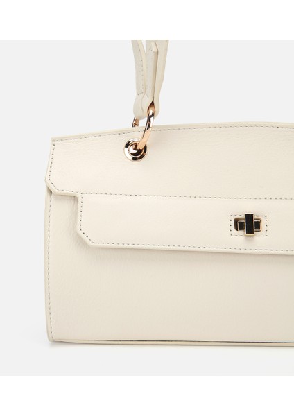 03CAH316340A400 KADIN Deri Ekru Kilit Detaylı Omuz Çantası modelleri