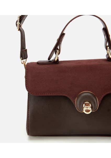 03CAH317140A480 KADIN Kahverengi Kilit Detaylı Omuz Çantası modelleri