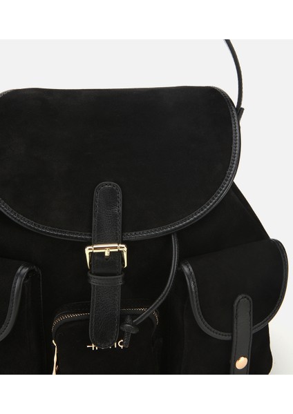 03CAH316410A100 KADIN Süet Deri Siyah Cepli Tokalı Sırt Çantası fiyatları