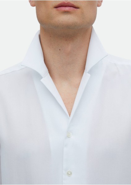 Beyaz Düz Regular Fit Dokuma Klasik Gömlek fırsatları