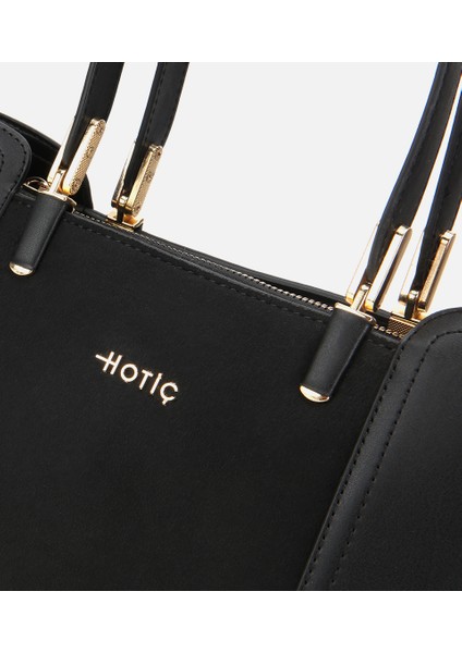 03CAH317130A100 KADIN Siyah Omuz Çantası