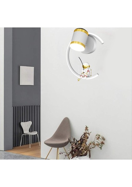 LED Duvar Lambası Astronot Çocuk Duvar Lambası ile Projektör Yıldızları Iç Mekan Aydınlatması Çalışma Oturma Odası Yatak Odası (Yurt Dışından) fiyatları