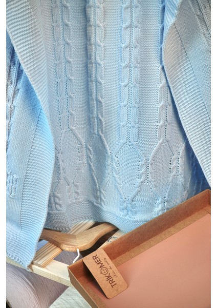 Triko Örgülü Mevsimlik Özel Kutulu Bebek Battaniyesi fiyatları