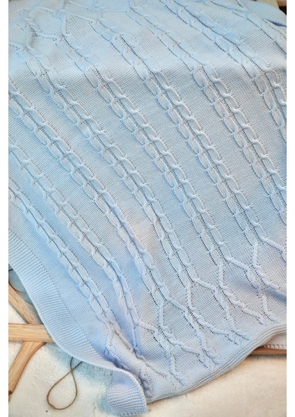 Triko Örgülü Mevsimlik Özel Kutulu Bebek Battaniyesi