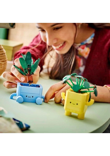 LEGO Botanicals Mutlu Bitkiler 10349 modelleri