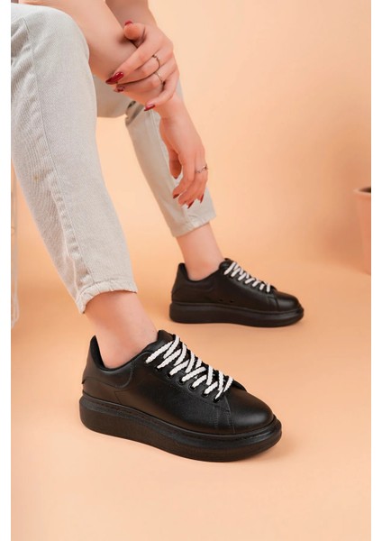 LC107 Siyah St Bağcıklı Kadın Ayakkabı modelleri