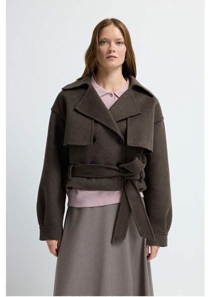 Kemer Detaylı Kısa Kaban A.kahve 13645390000