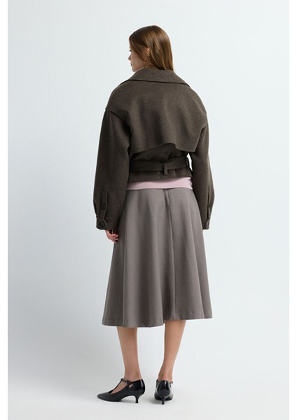 Kemer Detaylı Kısa Kaban A.kahve 13645390000