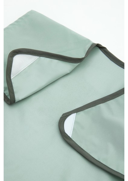 Kısa Kollu Su Geçirmez Bebek Mama ve Oyun Önlüğü