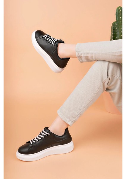 LC107 Siyah Bt Bağcıklı Kadın Ayakkabı fiyatları