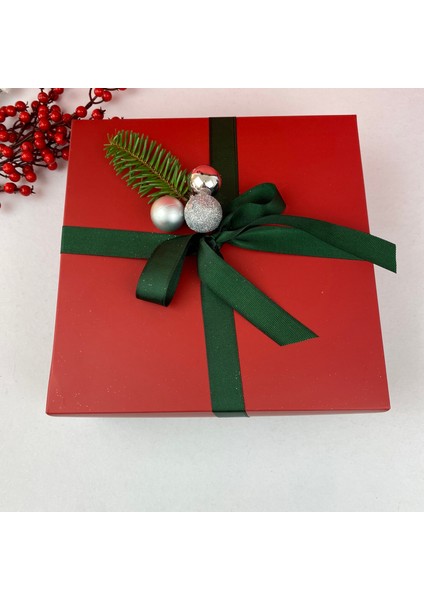 Yılbaşı Kırmızı Boş Hediye Kutusu fiyatları