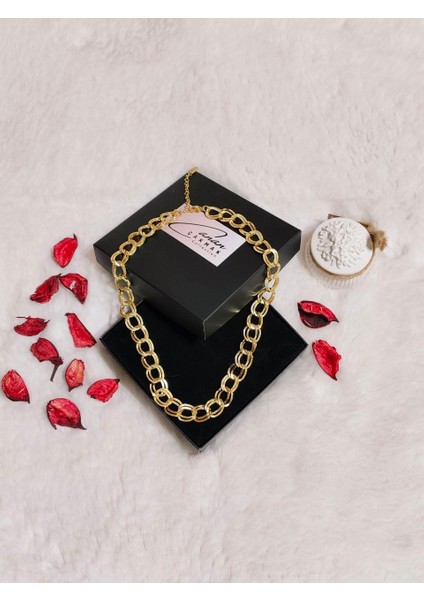 Samanyolu Model Kadın Kolye