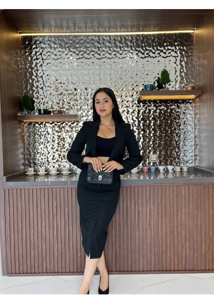 Crop Ceket Cep Detaylı Etek Takım TKM 08008 fiyatları