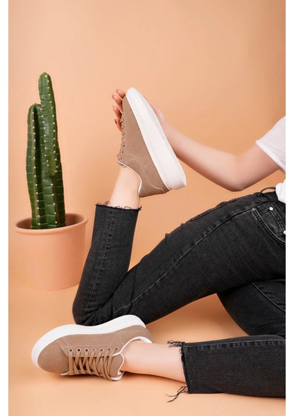 LC101 Açık Kahve Süet Kadın Sneaker modelleri