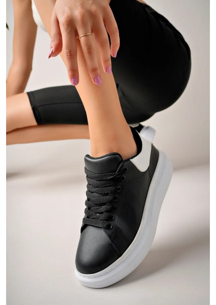 LC101 Siyah Arka Beyaz Bt Bağcıklı Kadın Ayakkabı modelleri