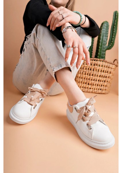 LC105 Bej/beyaz Bağcıklı Kadın Ayakkabı fiyatları