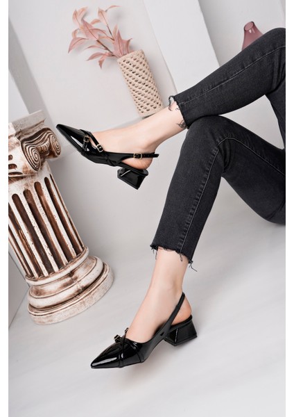 3 Tokalı Siyah 4 cm Topuklu Ayakkabı modelleri