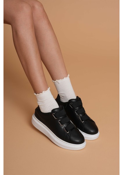 LC103 Siyah Cilt Beyaz Taban Kadın Sneaker