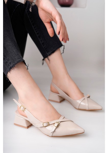 3 Tokalı Bej 4 cm Topuklu Ayakkabı fiyatları