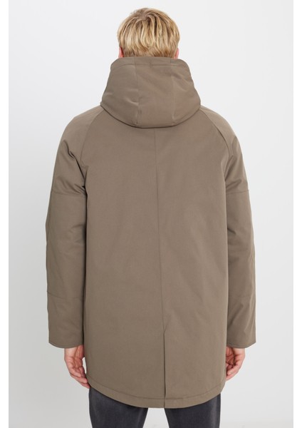 Standart Fit Normal Kesim Kapüşonlu Dik Yaka Yan Cepli Kaban indirimleri