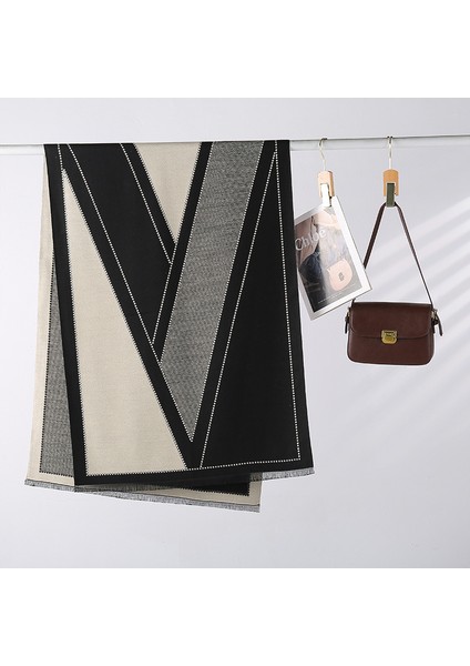 Sonbahar ve Kış Yeni Büyük V Eşarp Modası Vahşi Sıcak Boyun Çift Taraflı Şal (Yurt Dışından)