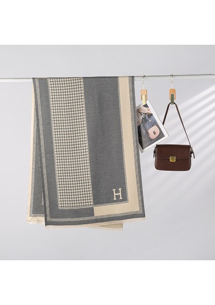 Sonbahar ve Kış Yeni Büyük V Eşarp Modası Vahşi Sıcak Boyun Çift Taraflı Şal (Yurt Dışından)