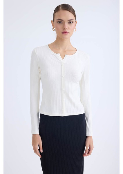 Önü Düğmeli Fitilli Uzun Kol Bluz