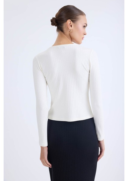 Önü Düğmeli Fitilli Uzun Kol Bluz