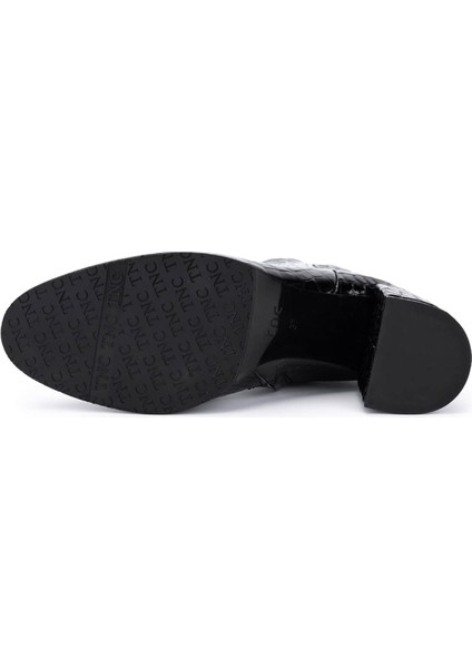 Kadın Hakiki Deri Siyah Rugan Klasik Bot 33 17020 Bn Bot SK25-26 Sıyah Kroko Rugan modelleri