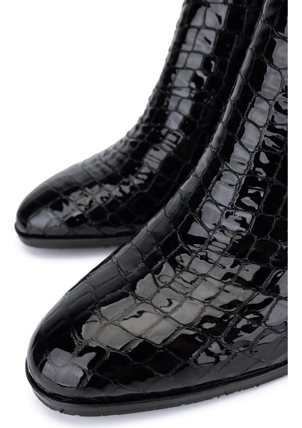 Kadın Hakiki Deri Siyah Rugan Klasik Bot 33 17020 Bn Bot SK25-26 Sıyah Kroko Rugan fırsatları