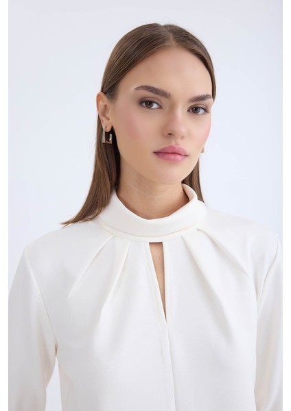 Önü Detaylı Uzun Kol Bluz fiyatları