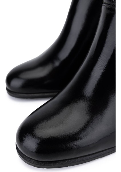 Kadın Hakiki Deri Siyah Rugan Klasik Bot 33 1000-2 Bn Bot SK25-26 Sıyah Rugan fırsatları