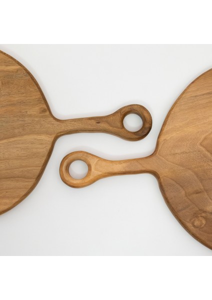 El Yapımı Doğal Yuvarlak Ceviz 2 Parça Kesme ve Sunum Tahtası 41 cm modelleri