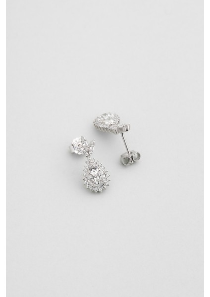 Zambak Işıltısı 18 Ayar Beyaz Altın Kaplama Gümüş Küpe