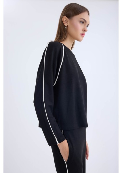 Yuvarlak Yaka Şeritli Uzun Kol Bluz modelleri