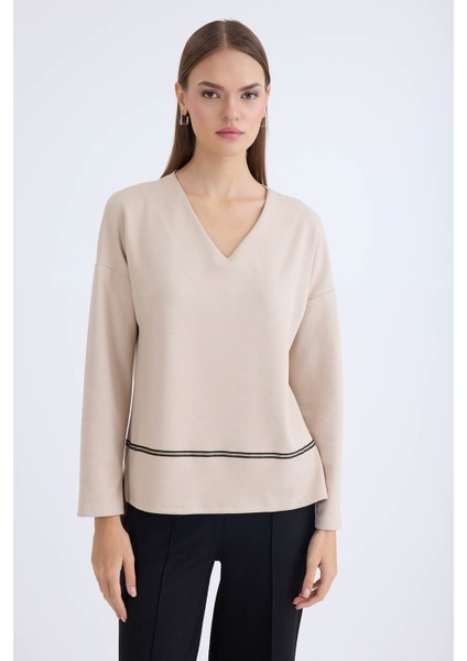 V Yaka Şerit Detaylı Uzun Kol Bluz